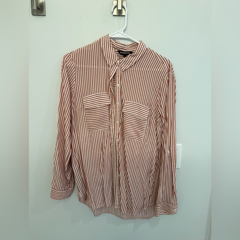 Express Women’s Striped Button-Down Shirt in Red and White